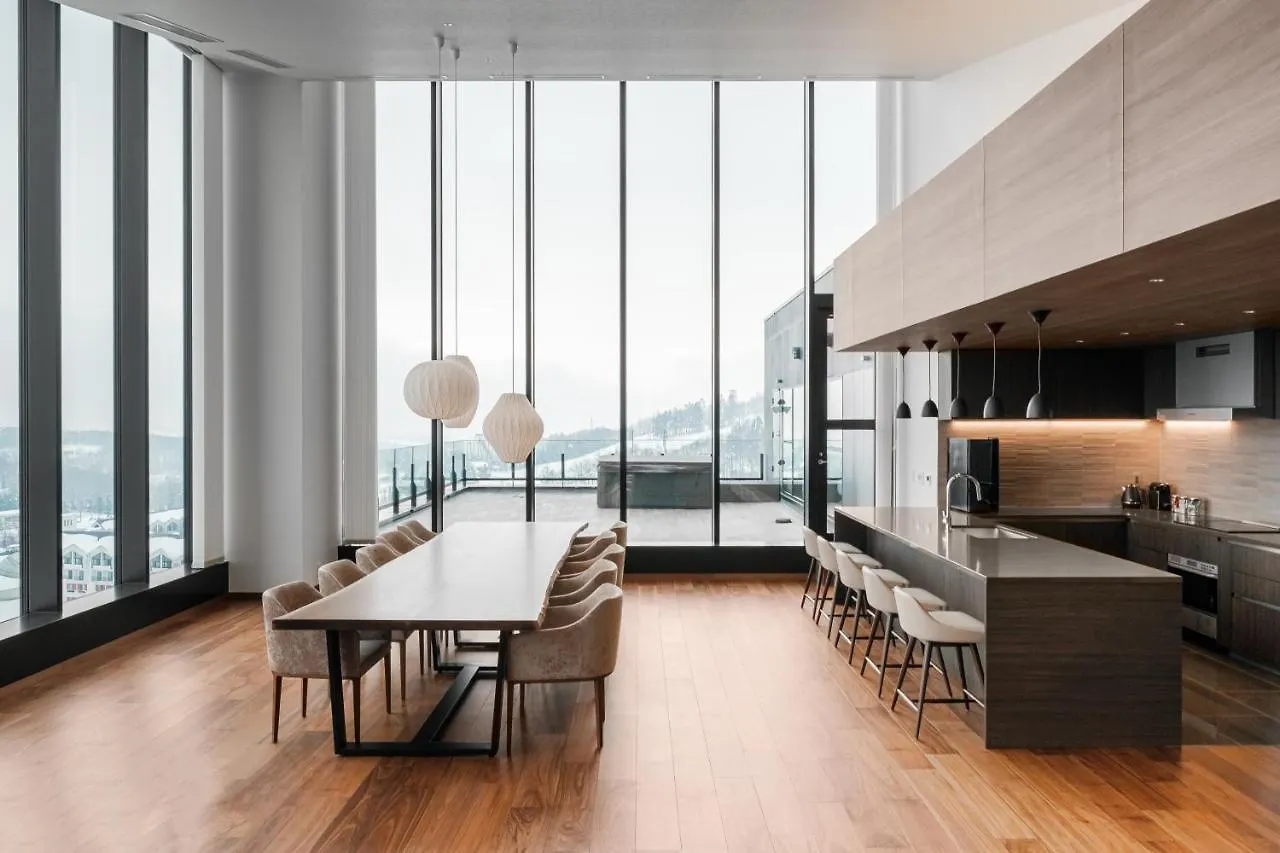 The Vale Rusutsu Hotel 4*,  Japan